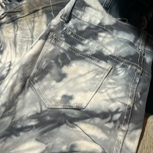 Fallon Taylor , ranch dressing jeans